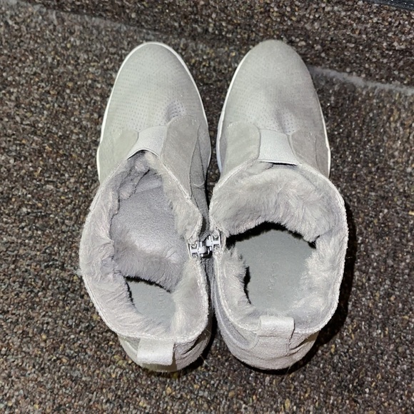 Maurices Taylor Elastic Fur Sneaker Wedge - Picture 4 of 8